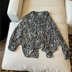 Light weight tie back Zara blouse